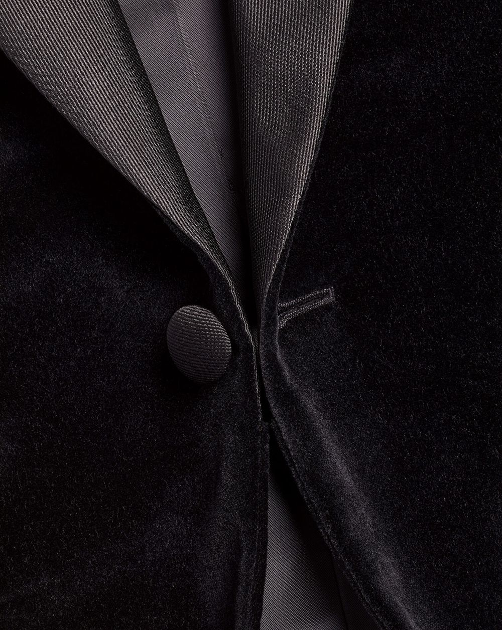 Black Charles Tyrwhitt Italian Velvet Jacket | BPAYFD-159