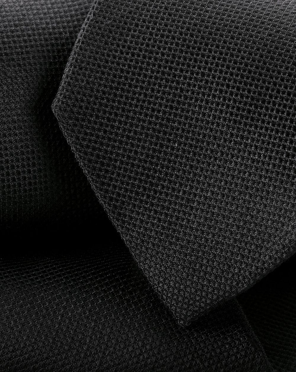 Black Charles Tyrwhitt Silk Tie | TOISVW-523